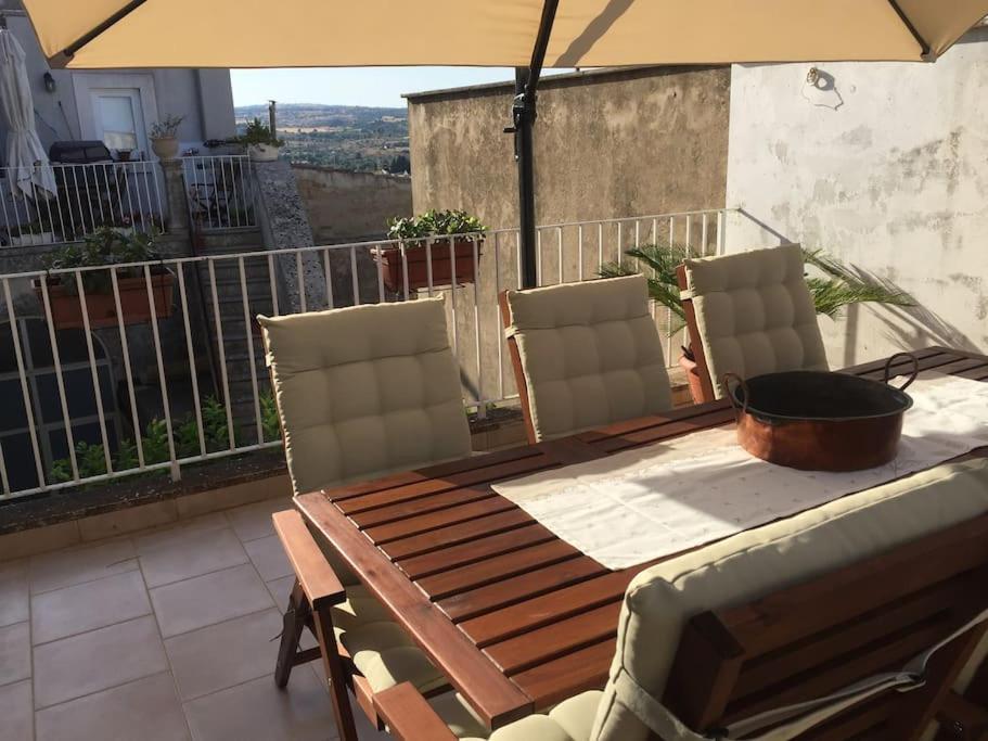 Villa Casa Barocco Siciliano Canicattini Bagni Exterior foto