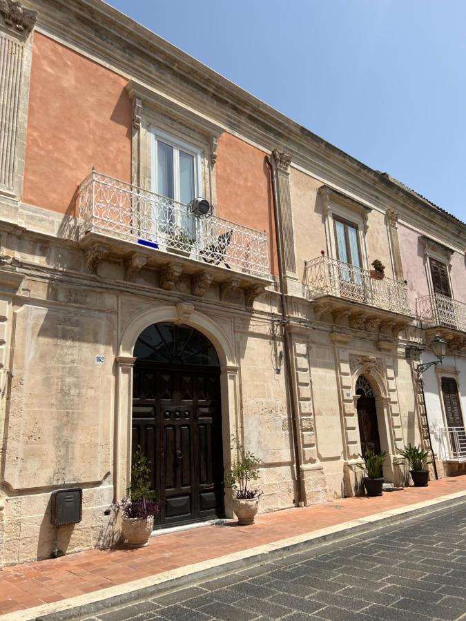 Villa Casa Barocco Siciliano Canicattini Bagni Exterior foto